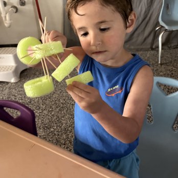 Abode Peoria Preschool - Focused, independent problem-solving in action during morning work time. - Preschools Near Me - Peoria, Arizona Abode Peoria Preschool - Focused, independent problem-solving in action during morning work time. - Preschools Near Me - Peoria, Arizona