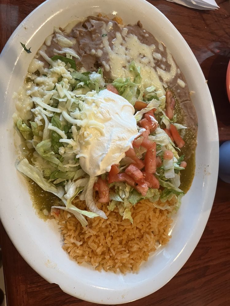Food from El Mezon
