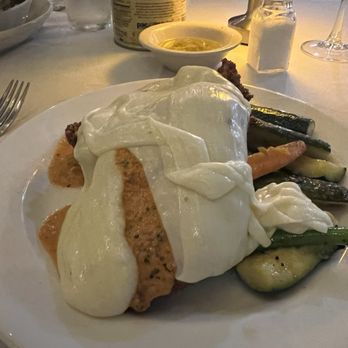 Mare e Monte - Chicken Parm with vodka sauce - Italian Near Me - San Antonio, Texas