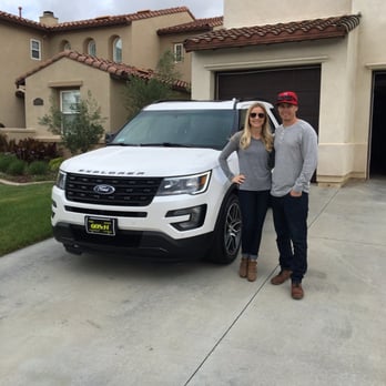 GOScH Collision - Car Dealers Near Me - Hemet, California GOScH Collision - Car Dealers Near Me - Hemet, California