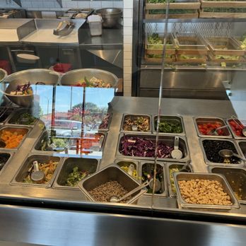 Simply Salad - Salad Near Me - Los Angeles, California