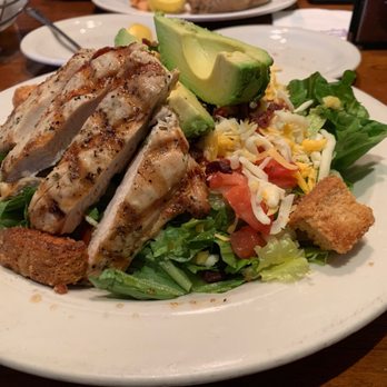 Blue Ridge Grill - Brentwood Salad - Seafood Near Me - Brambleton, Virginia