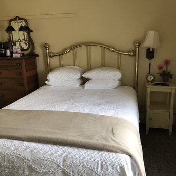 Hotel Wolf - The Joe Pickett room - Hotels Near Me - Saratoga, Wyoming
