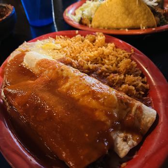 Gran Agave - Gran Combo - Enchilada & Chile relleno with rice & beans. - Mexican Near Me - Riverview, Florida