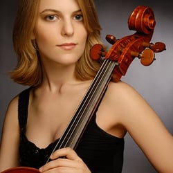 user provided Leah Metzler - Cellist & Cello Teacher photo
