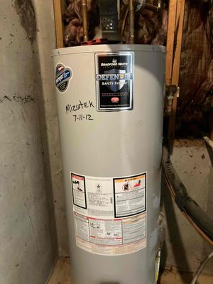 Water Heater Replacement - Swift Brothers master plumbers removed a broken water heater and replaced it efficiently and professionally. Water Heater Replacement - Swift Brothers master plumbers removed a broken water heater and replaced it efficiently and professionally.