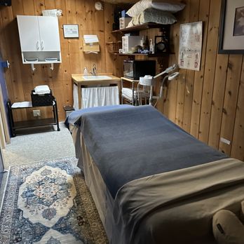 Mendocino Massage - Facial Room - Massage Near Me - Mendocino, California Mendocino Massage - Facial Room - Massage Near Me - Mendocino, California