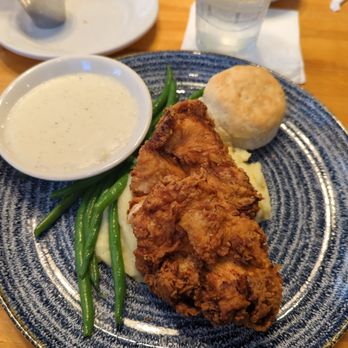 Olivia's Cafe - Fried Chicken with gravy - New American Near Me - Lake Buena Vista, Florida Olivia's Cafe - Fried Chicken with gravy - New American Near Me - Lake Buena Vista, Florida