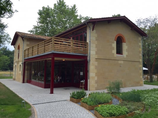 Château Léognan - Hotel & Area Viticole by null