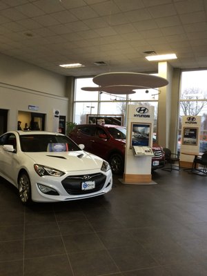 CIRCLE HYUNDAI - Updated August 2025 - 27 Photos & 89 Reviews - 641 ...