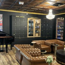 Jallo Wine & Spirits - Cigar lockers