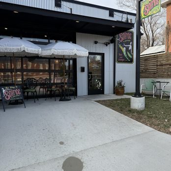 Soirée Bar and Lounge