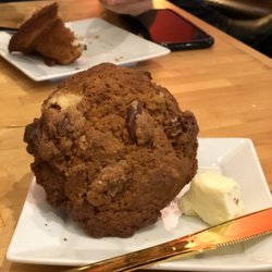 Pumpkin spice walnut muffin-so much spiced goodness!
