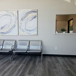American Urgent Care & Primary Centers - Waiting area