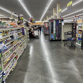 Albertsons - the aisle of a grocery store - Grocery Near Me - Las Vegas, Nevada Albertsons - the aisle of a grocery store - Grocery Near Me - Las Vegas, Nevada