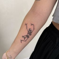 Imperfect Artistry - Tattoo by Gwen