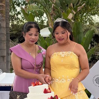 Paris Baguette - Three Tiers Strawberry Cake was so delicious and fresh. I got so many compliments for the choice of cakes. - Bakeries Near Me - Temecula, California