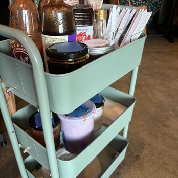 Yum Salut - Sauce cart (best chili oil!!) - Laotian Near Me - Los Angeles, California Yum Salut - Sauce cart (best chili oil!!) - Laotian Near Me - Los Angeles, California