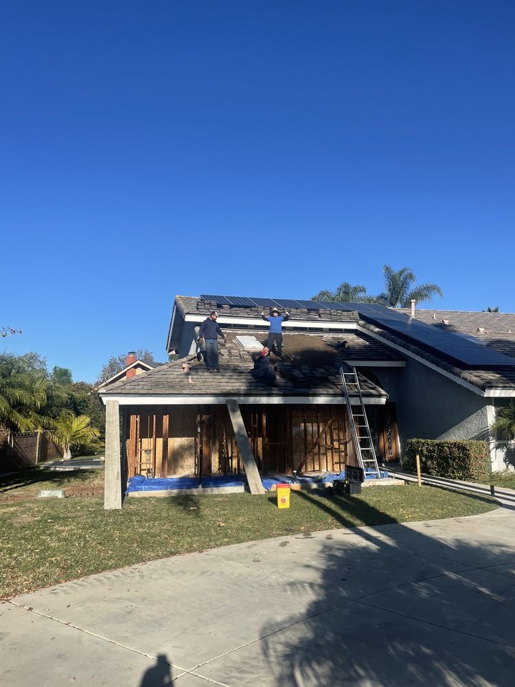 Slide of M R Roofing