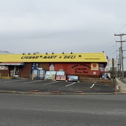 Liquor Mart & Deli