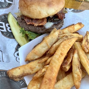 Drafts Burger Bar - I Love Garlic Burger - American Near Me - Park City, Utah