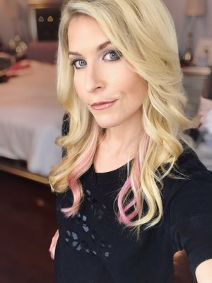 Liquid Hair Salon by null