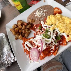 Wako Taco - Chilaquiles breakfast plate