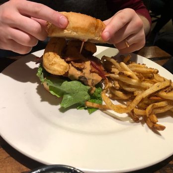 Local Goat - New American Near Me - Pigeon Forge, Tennessee