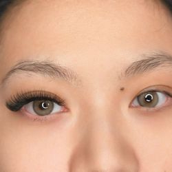 Laura’s Lash Bar