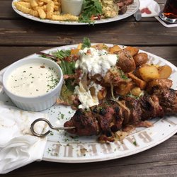 Grillrestaurant Kneshecke - Leckeres Essen im Biergarten-Atmosphäre. Sehr zu empfehlen: Der Rhön-Schlamm
