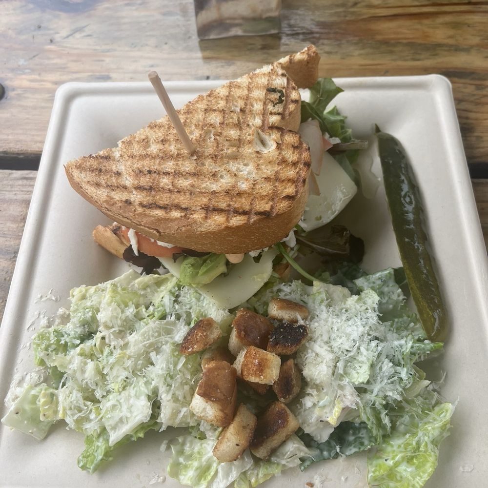 1/2 Turkey Avocado 1/2 Ceaser