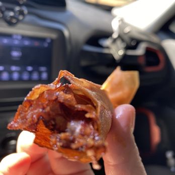 Manila Express - Turon! What's the filling? I'll tell you what's it filled with fried lumpia wrapper soaked in oil! gross! - Juice Bars & Smoothies Near Me - Stockton, California Manila Express - Turon! What's the filling? I'll tell you what's it filled with fried lumpia wrapper soaked in oil! gross! - Juice Bars & Smoothies Near Me - Stockton, California