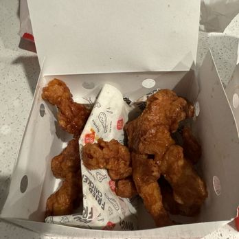 Bonchon Petaluma - N McDowell Blvd - Strips - Asian Fusion Near Me - Petaluma, California Bonchon Petaluma - N McDowell Blvd - Strips - Asian Fusion Near Me - Petaluma, California