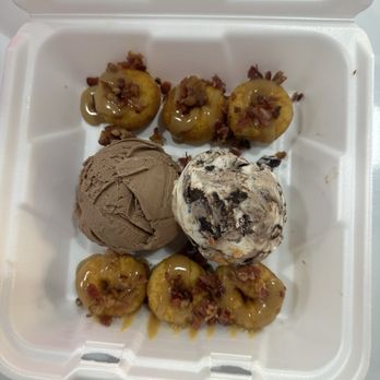 Sugar Llamas Westmoore - Ice Cream & Frozen Yogurt Near Me - Oklahoma City, Oklahoma