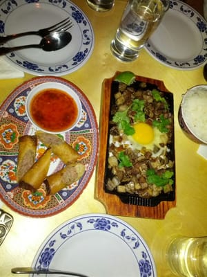 Pig and Khao - LES by null