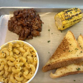The Rabbit Hole - Smoke in the Woods Southern BBQ Platter - Vegan Near Me - Pompano Beach, Florida The Rabbit Hole - Smoke in the Woods Southern BBQ Platter - Vegan Near Me - Pompano Beach, Florida