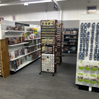 Twisted Games & Collectables - Tabletop Games Near Me - Freeport, Illinois Twisted Games & Collectables - Tabletop Games Near Me - Freeport, Illinois