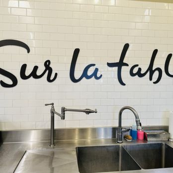 Sur La Table - Kitchen Supplies Near Me - Carmel, Indiana