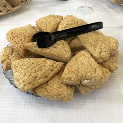 Alice Bakery & Confectionary - Vanilla scones