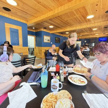 The Griddle Diner - Diners Near Me - Clayton, New York