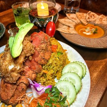 Paya Thai - Thai Near Me - Atlanta, Georgia