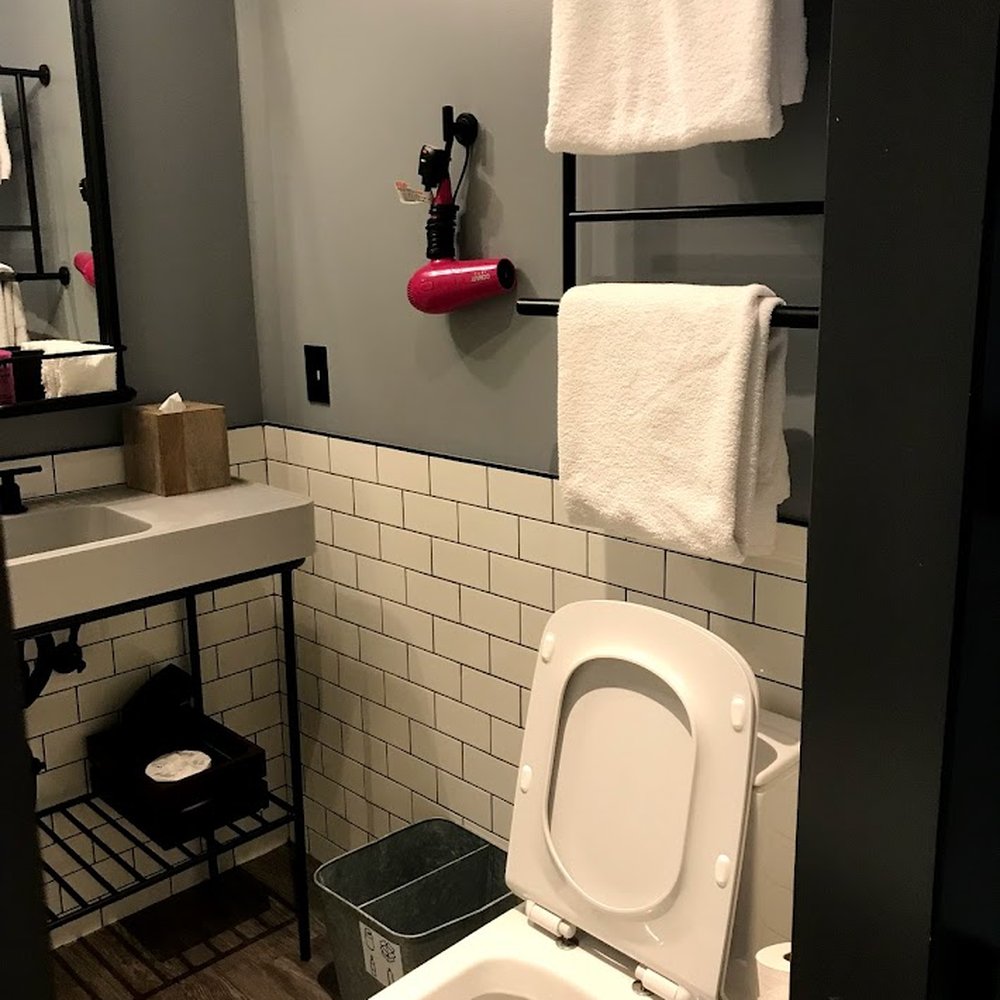 Moxy Seattle Downtown - Hotels Near Me - Seattle, Washington
