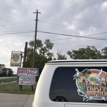The Mood - "Flo" was here! - Dive Bars Near Me - Countryside, Illinois