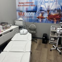 Waxology - San Antonio - Room