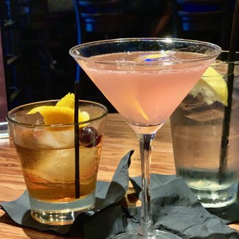 Drynk Bar & Lounge - Smoky Old Fashioned and Cosmopolitan - Cocktail Bars Near Me - Wilton Manors, Florida