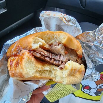 Buc-ee’s - Sliced Brisket Sandwich - Convenience Stores Near Me - Luling, Texas Buc-ee’s - Sliced Brisket Sandwich - Convenience Stores Near Me - Luling, Texas