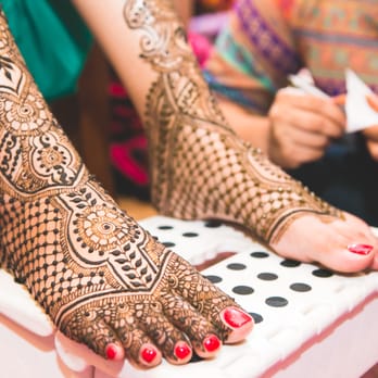Hiral Henna - Close of feet in progress. - Henna Artists Near Me - San jose, California