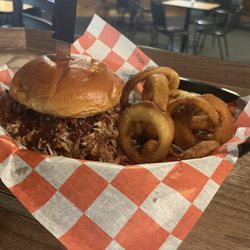Jack's Place Roscommon - 1/2 pound pulled pork sandwich