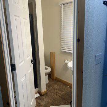 Sierra Woods Lodge - Hotels Near Me - Emigrant Gap, California Sierra Woods Lodge - Hotels Near Me - Emigrant Gap, California