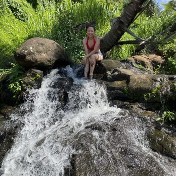 Queen's Bath - Waterfall in there - Landmarks & Historical Buildings Near Me - Princeville, Hawaii
